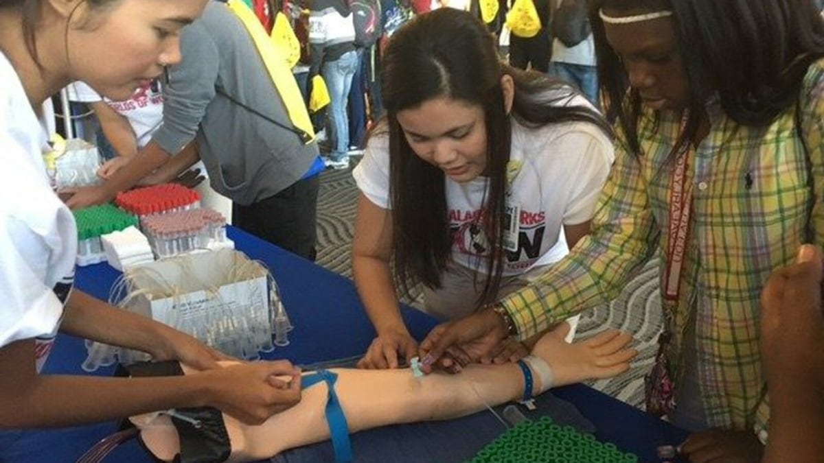 'Worlds of Work' gives students a hands-on career experience in Tuscaloosa