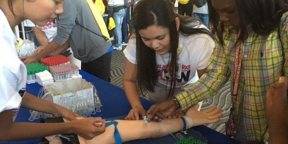 'Worlds of Work' gives students a hands-on career experience in Tuscaloosa